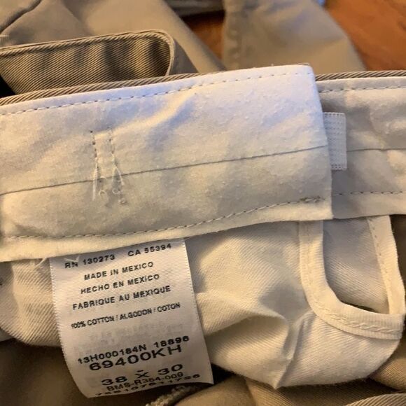 38 x 30 wrangler khaki pants - Picture 6 of 6